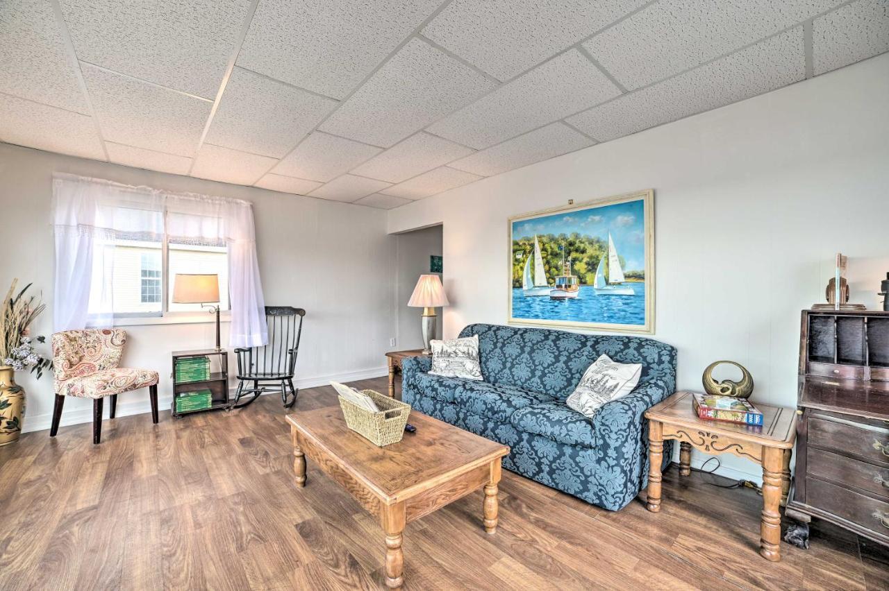Walkable St Ignace Condo With Lake Huron Views Saint Ignace Exteriör bild