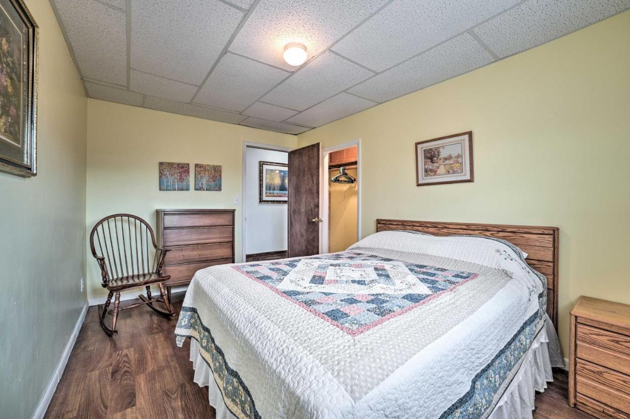 Walkable St Ignace Condo With Lake Huron Views Saint Ignace Exteriör bild