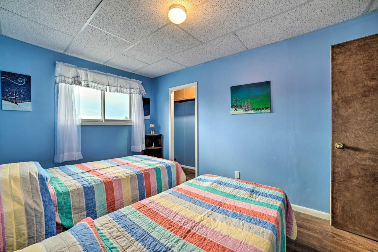 Walkable St Ignace Condo With Lake Huron Views Saint Ignace Exteriör bild